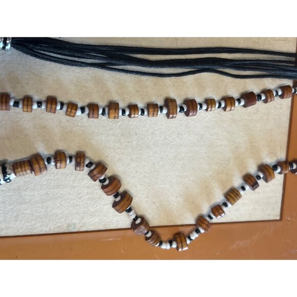 Lot Of Handmade Wooden & Beaded Animal-Themed Necklaces With Unique Pendant Acce - Picture 10 of 16